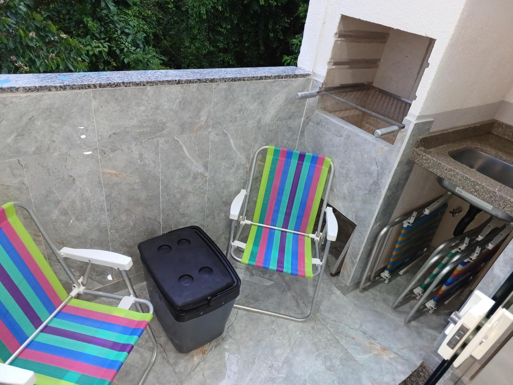 Conforto E Excelente Localizacao Em - Pereque-acu Apartamento *