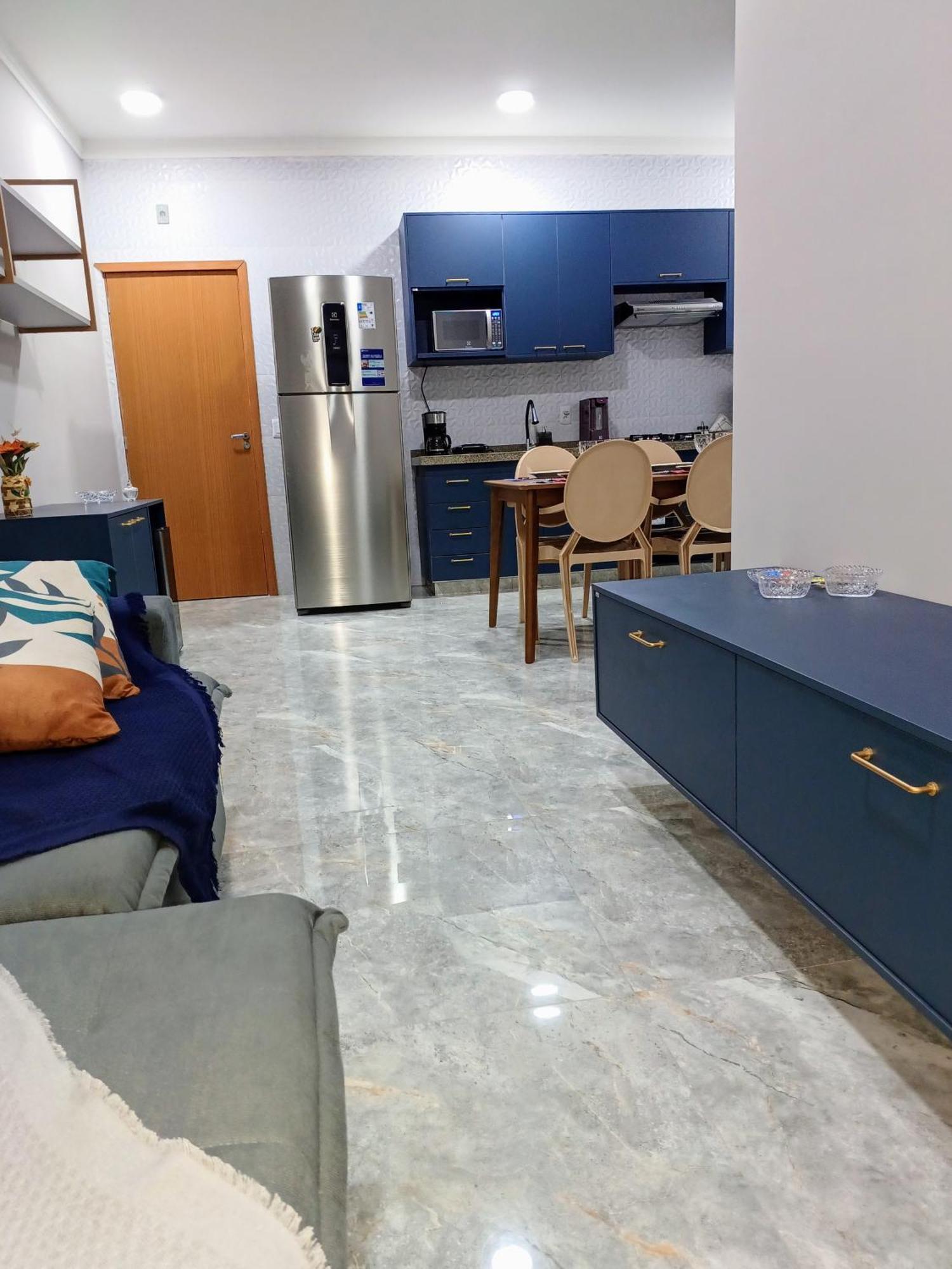 Conforto E Excelente Localizacao Em - Pereque-acu Apartamento